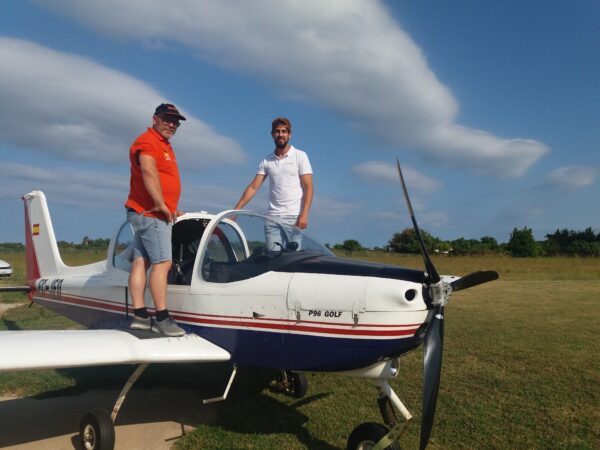 Preparando las classes de vuelo en tecnam p 96